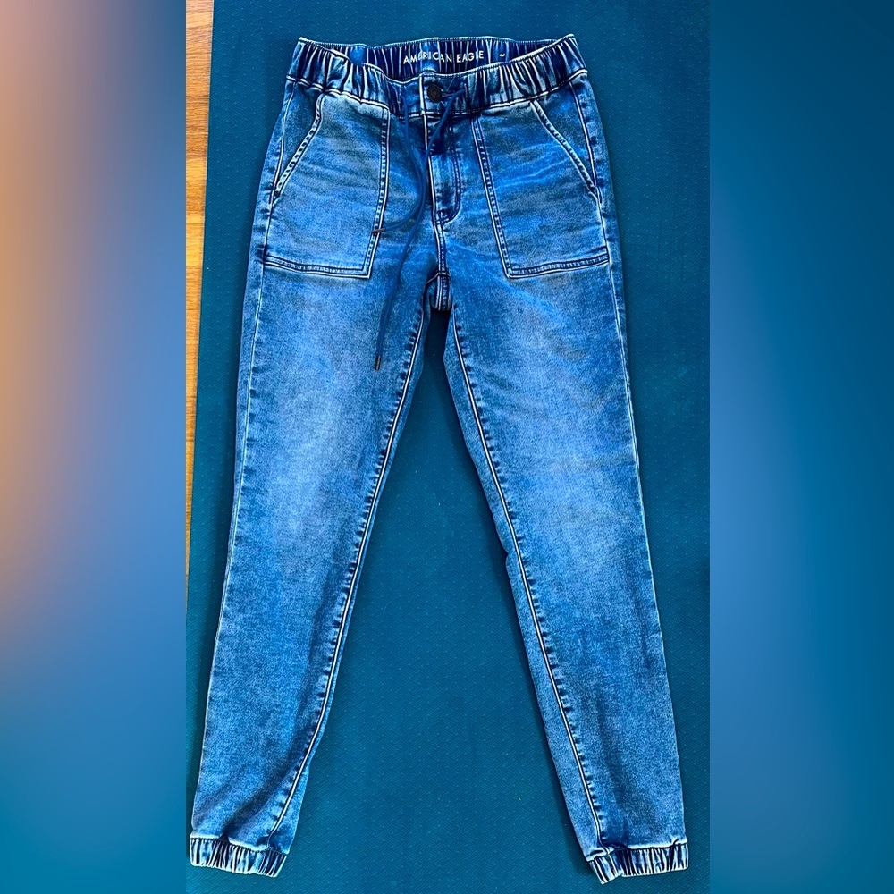 American Eagle Jogger Jeans size 4